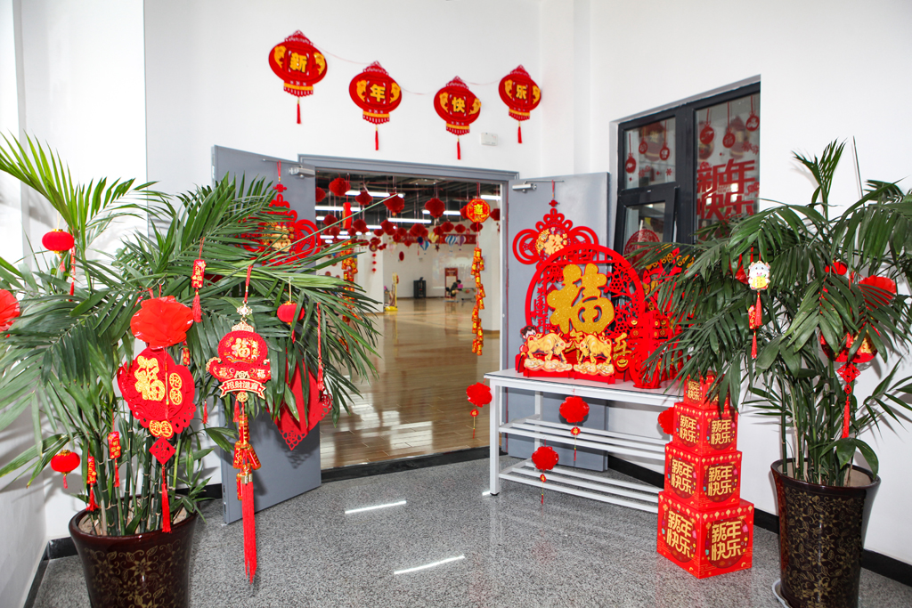 春节不打烊,龙八头号陪你牛!| 龙八头号微电举办新春游园活动